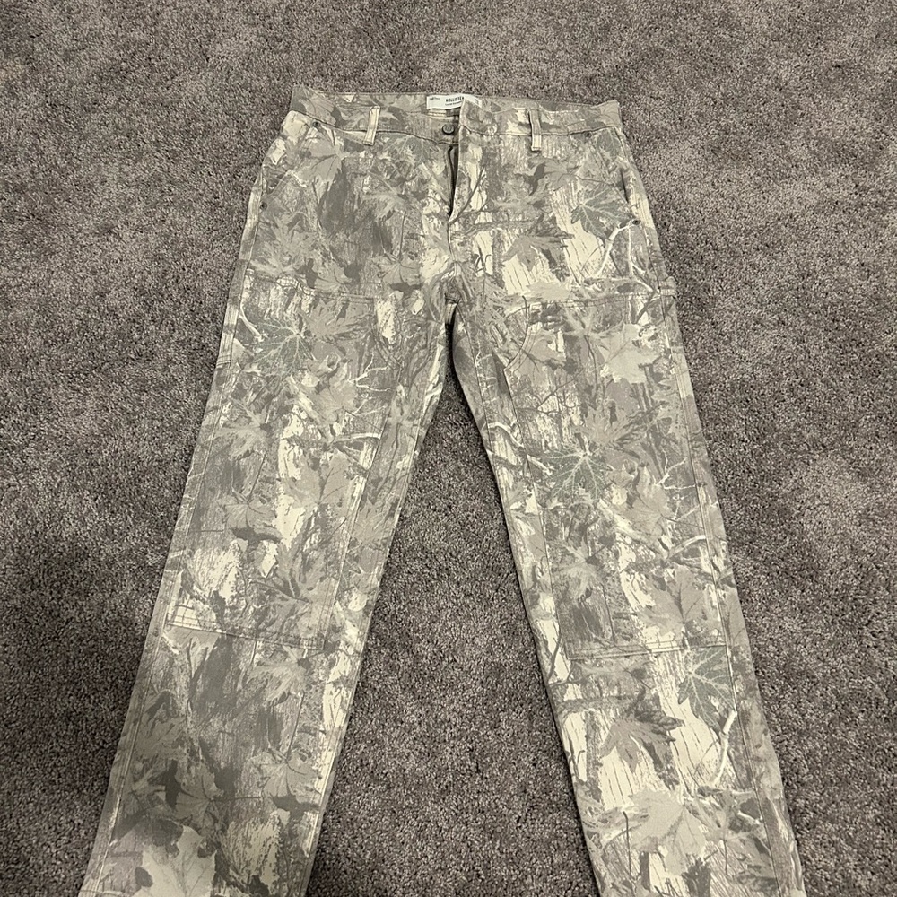 Hollister Gray Camouflage Carpenter Pants